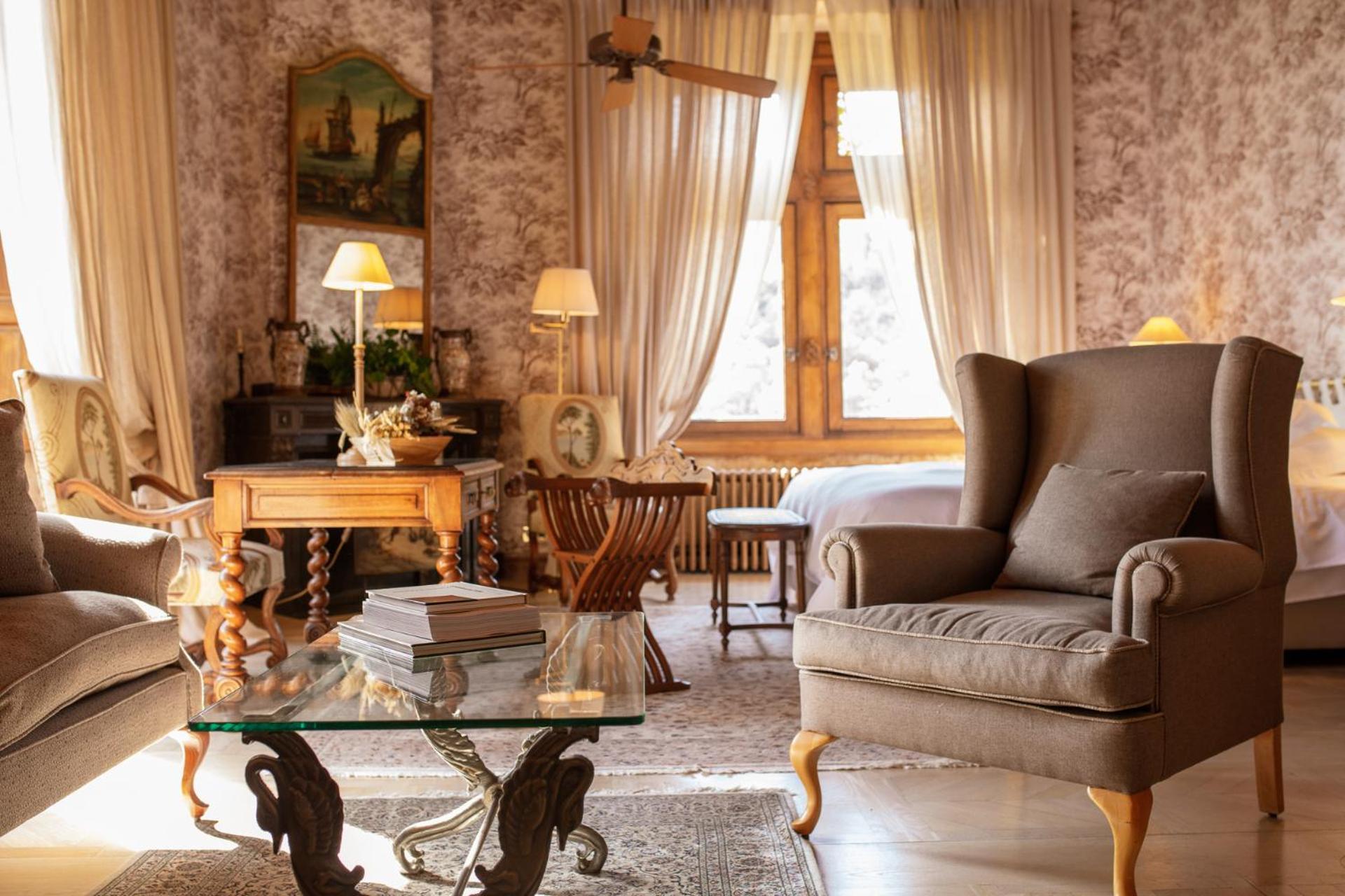 Chateau De Riell Hotel 5*