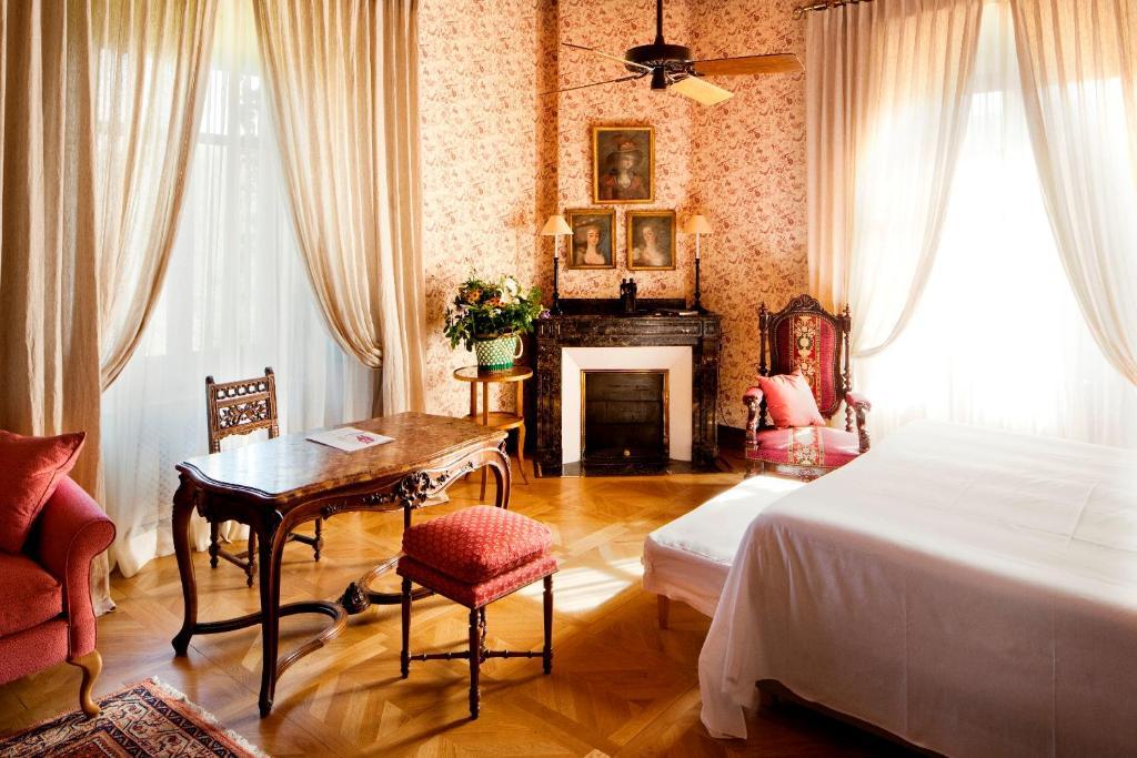 Hotel Chateau De Riell Moltig les Bains